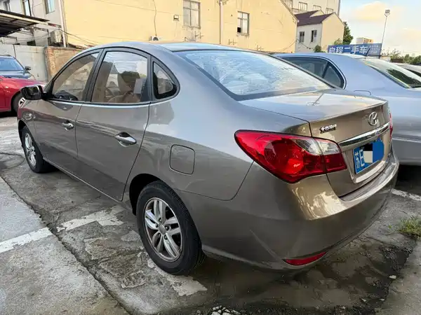 Hyundai Yuedong 2013