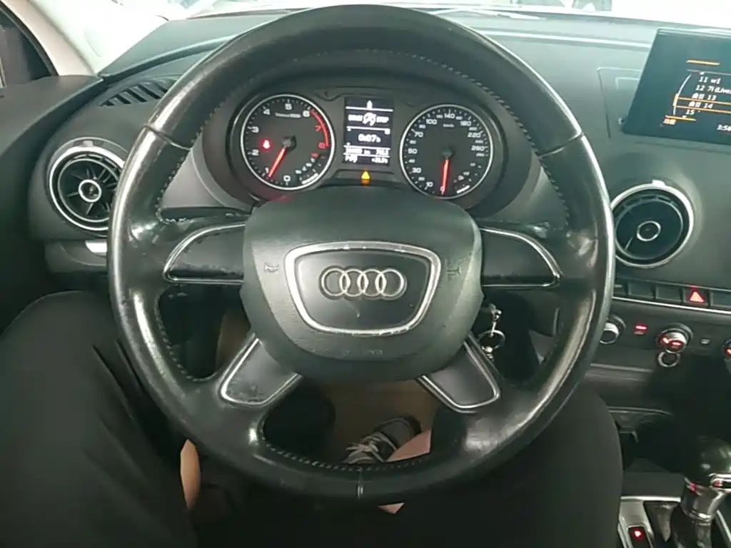 Audi A3 2015 — фото 11