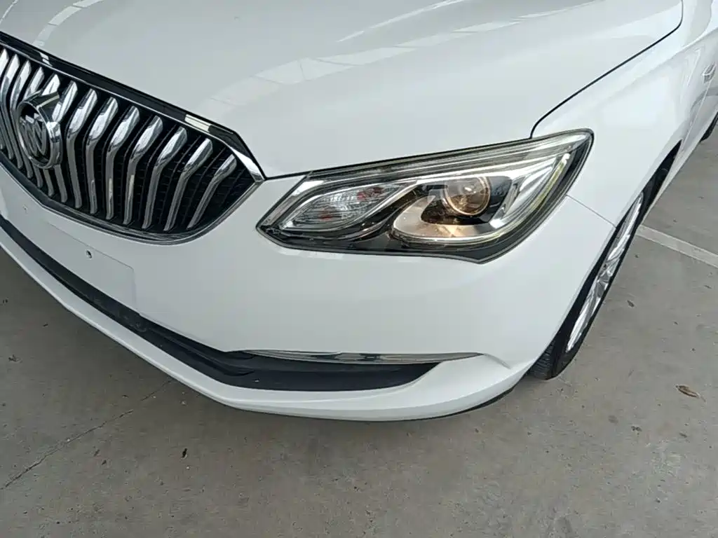 Buick Excelle GT 2015 — фото 24