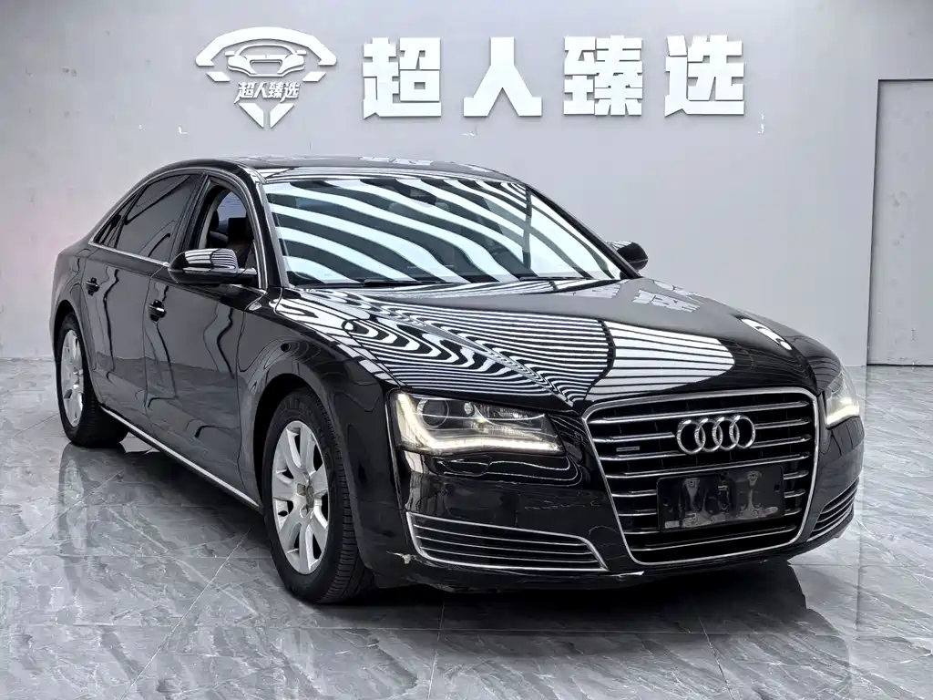 Audi A8 2014 — фото 3