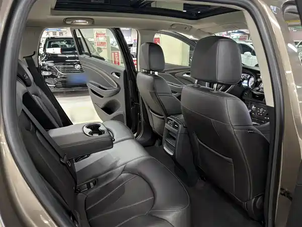 Buick Envision Plus 2018
