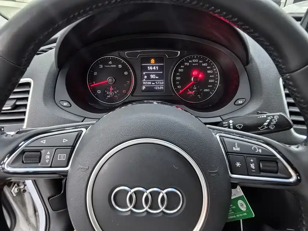 Audi Q3 2019 — фото 10