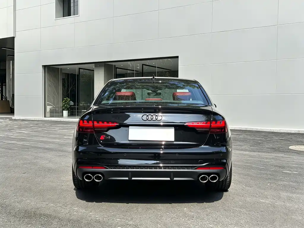 Audi S4 2024 — фото 14