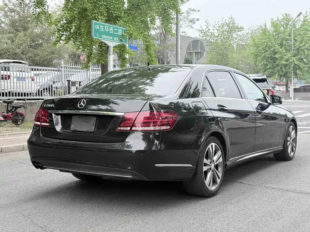 Mercedes-Benz E-Class 2014 — фото 5