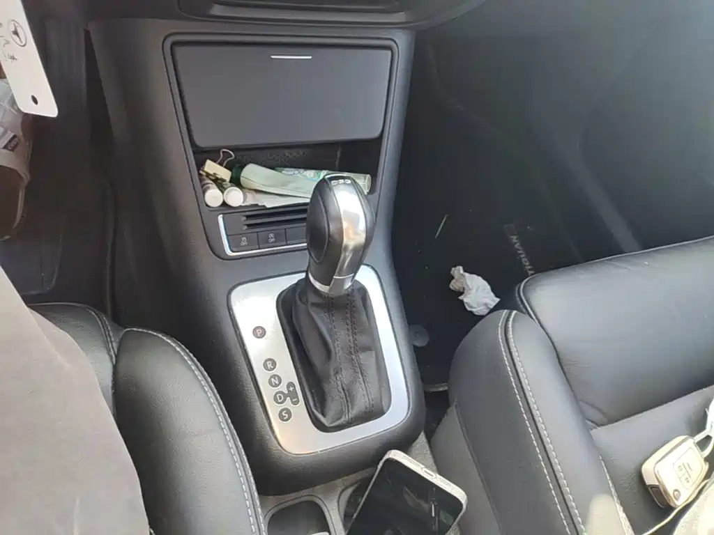 Volkswagen Tiguan 2017 — фото 14