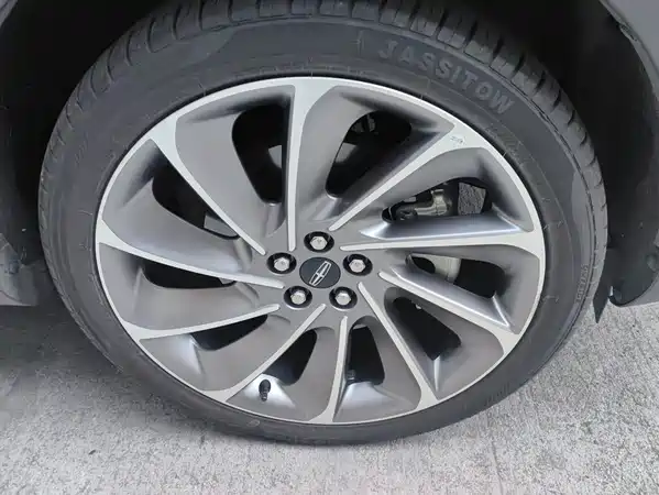 Lincoln Nautilus 2021