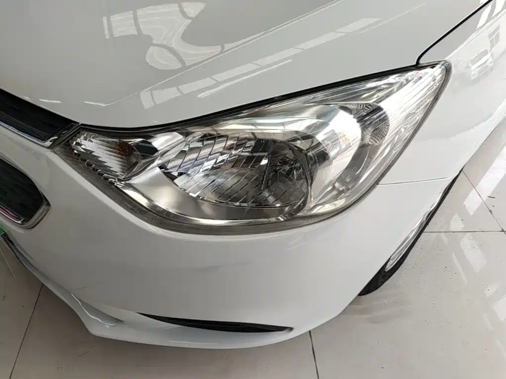 Chevrolet Sail 2015 — фото 24