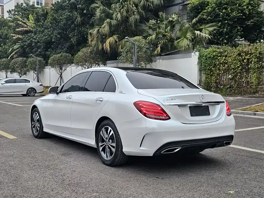 Mercedes-Benz C-Class 2018 — фото 5