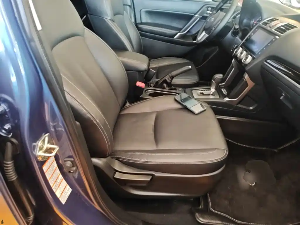 Subaru Forester 2017 — фото 25