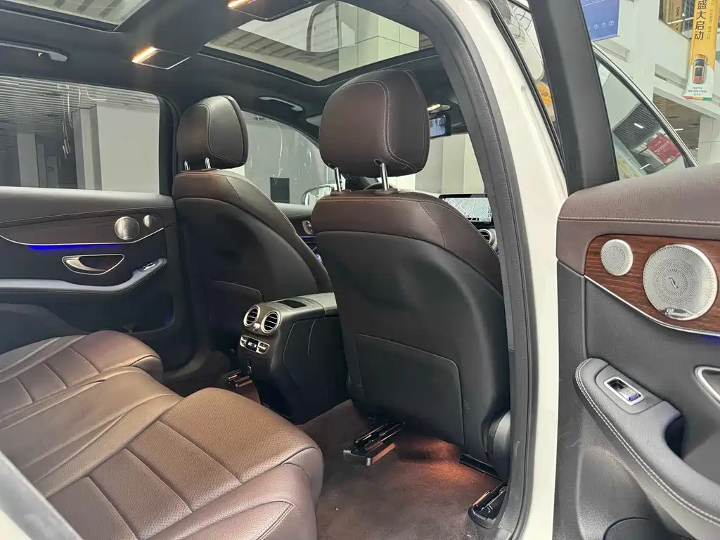 Mercedes-Benz GLC 2021 — фото 20