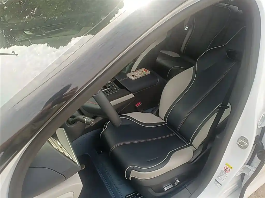 BYD Qin PLUS 2022 — фото 15