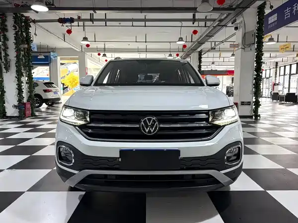 Volkswagen Tacqua 2022