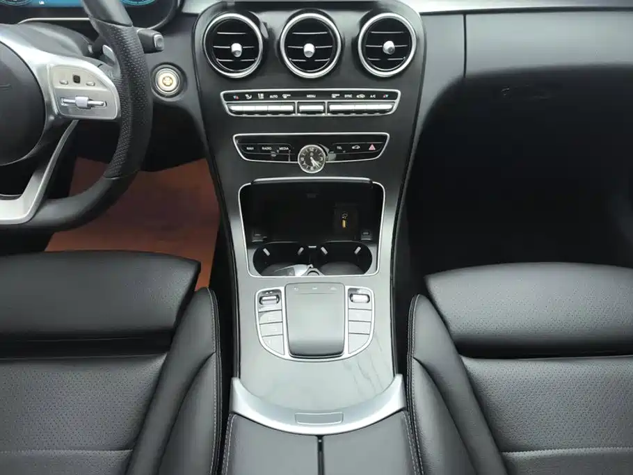 Mercedes-Benz C-Class 2021 — фото 16