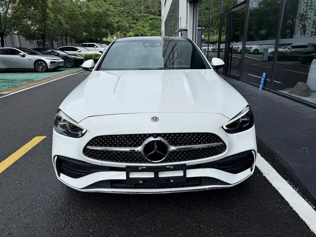 Mercedes-Benz C-Class 2026