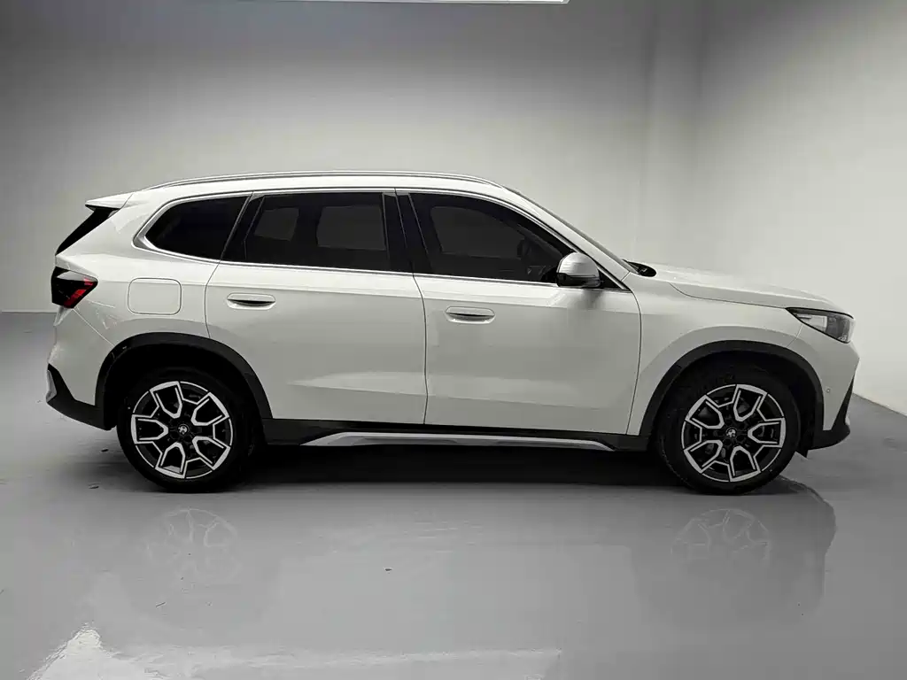 BMW X1 2024 — фото 11