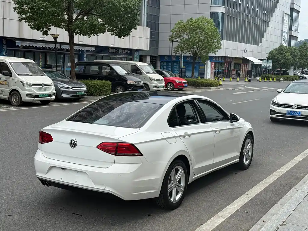 Volkswagen Lamando 2016