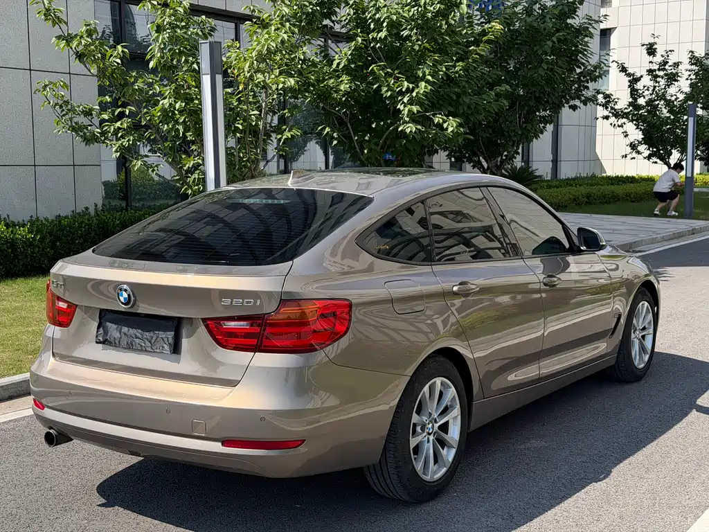 BMW 3 Series GT 2016 — фото 6