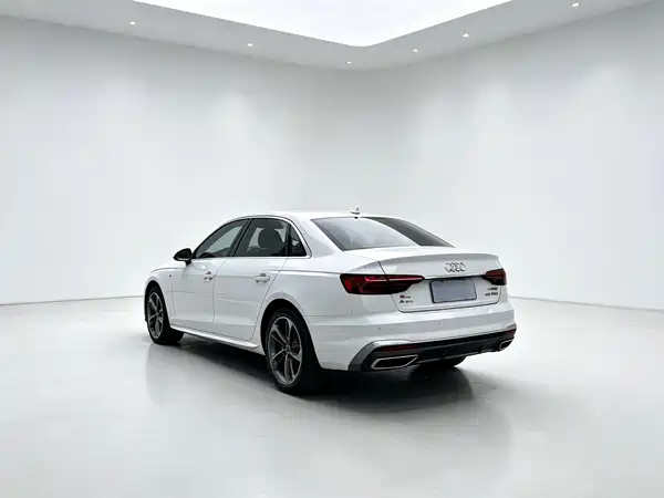 Audi A4L 2023