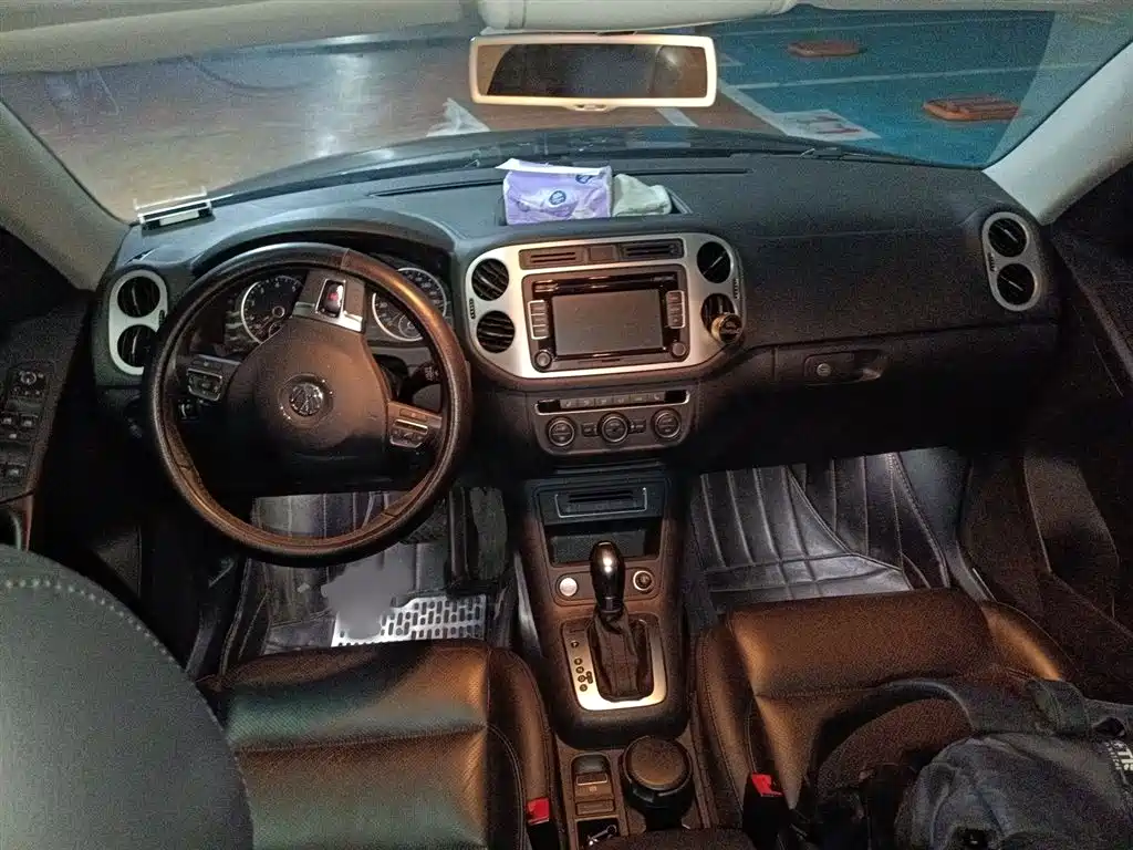 Volkswagen Tiguan 2015 — фото 13