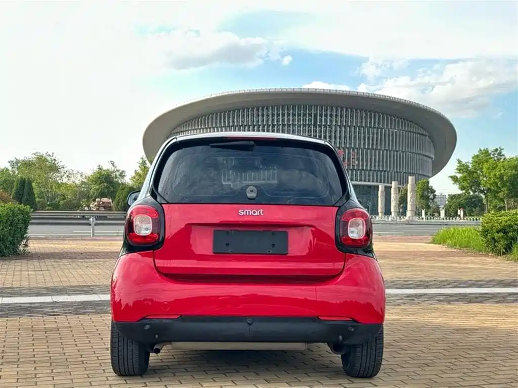 smart Fortwo 2016 — фото 5