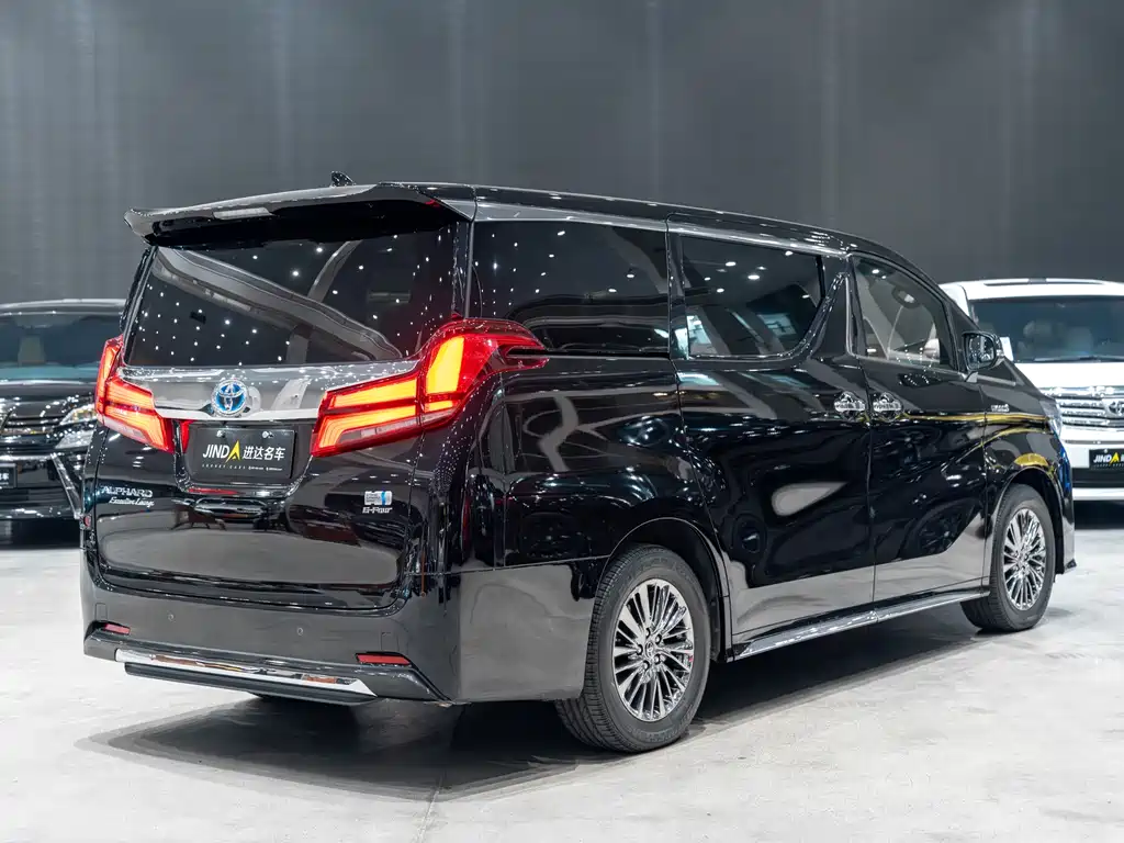 Toyota Alphard 2021 — фото 3