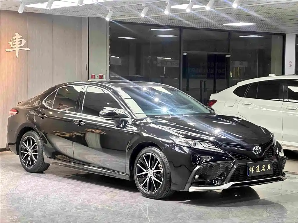 Toyota Camry 2022