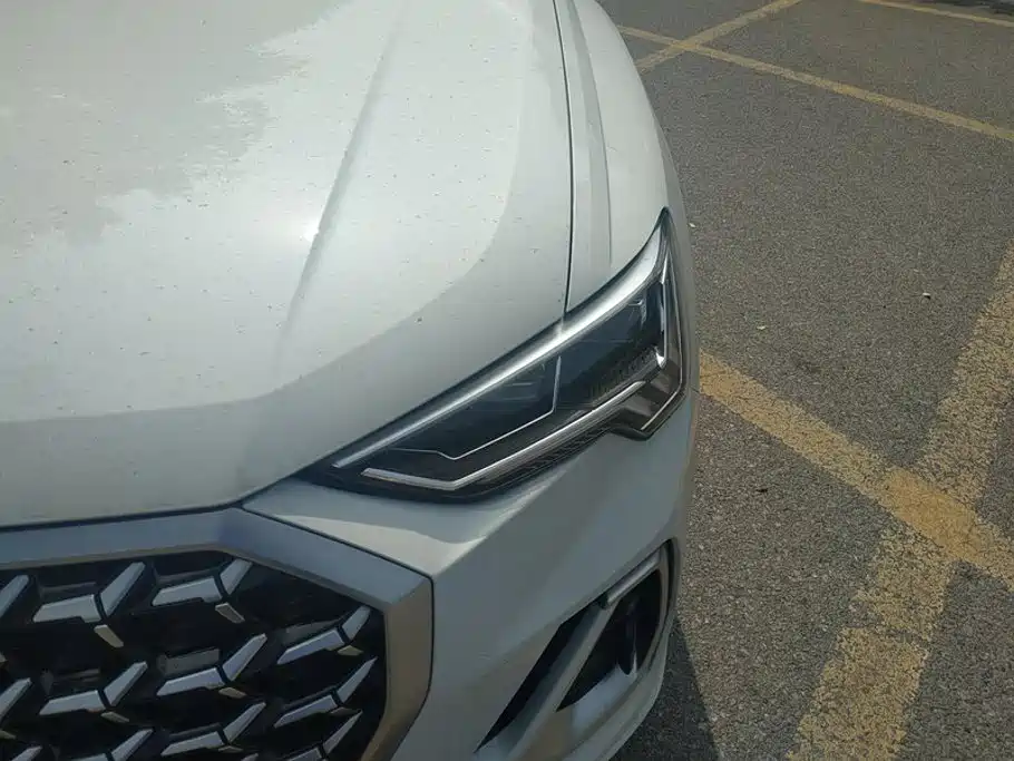 Audi Q3 2023