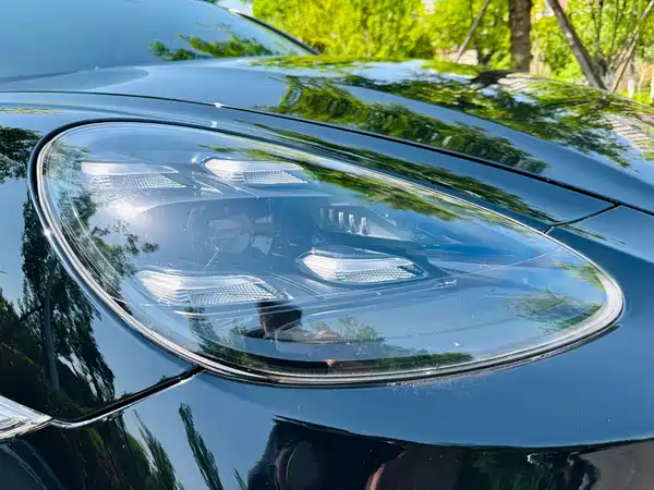 Porsche Cayenne 2011