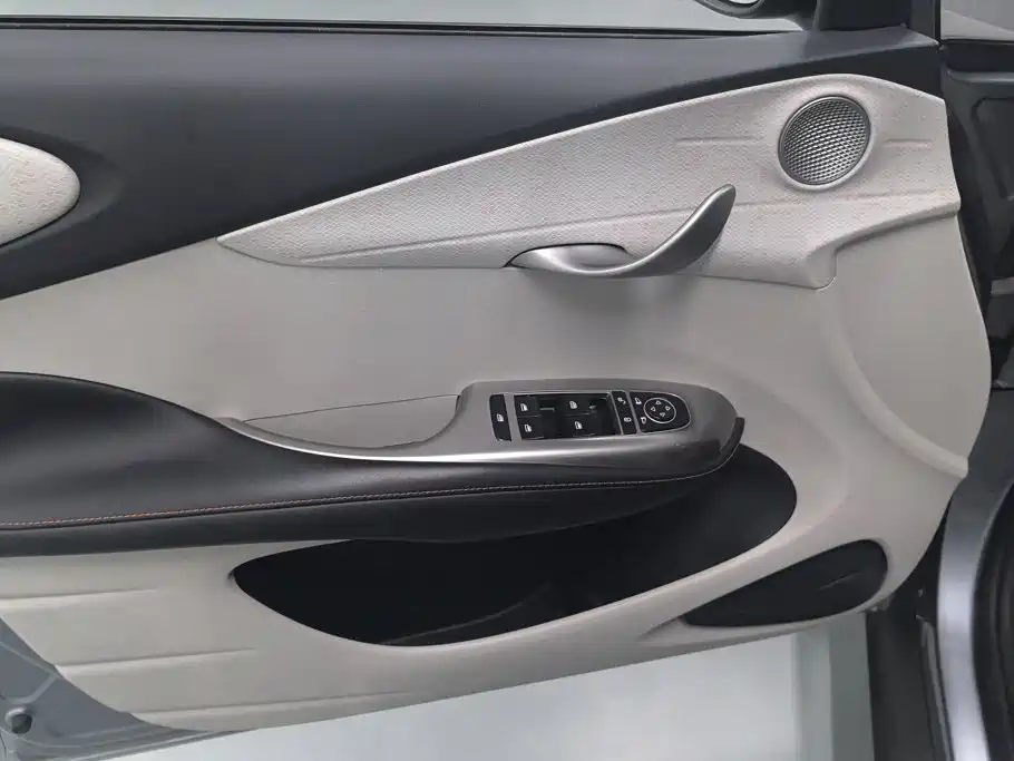 BYD Dolphin 2022