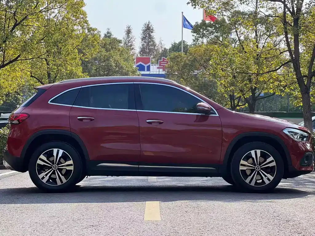 Mercedes-Benz GLA 2021 — фото 4