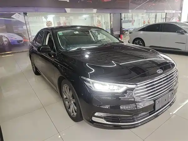 Ford Taurus 2019