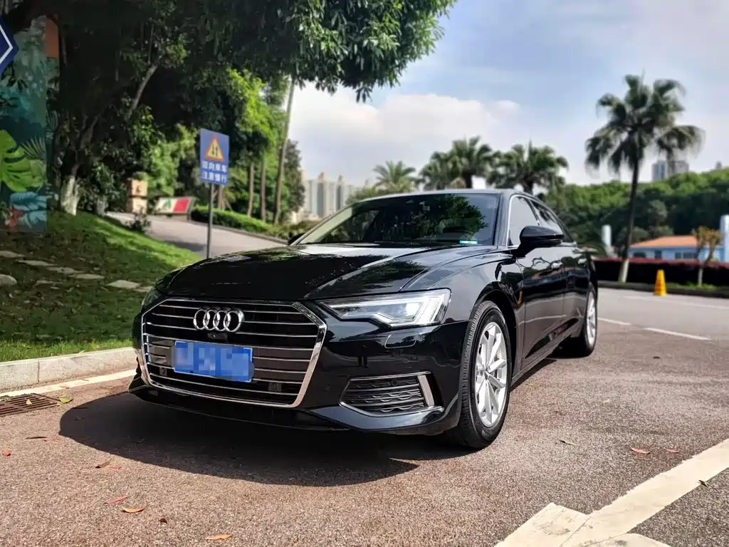 Audi A6L 2021 — фото 1
