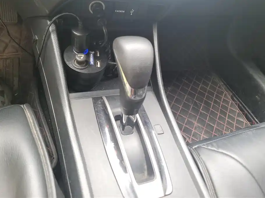 Honda Jade 2015 — фото 16