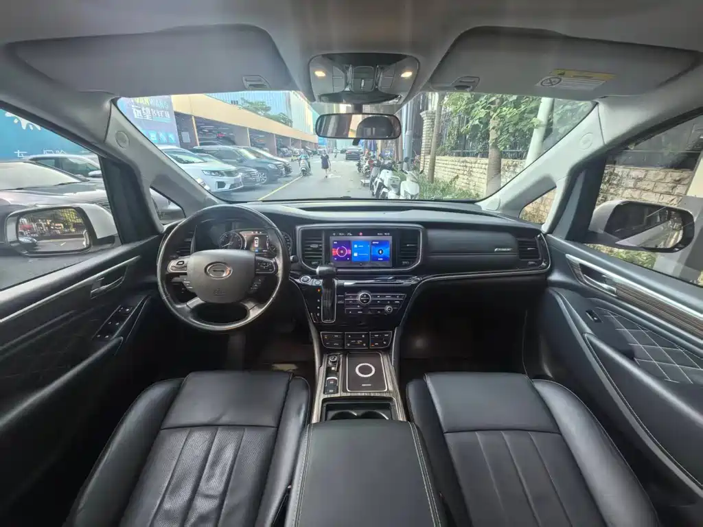 GAC Trumpchi M8 2020 — фото 9