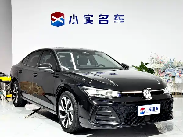 Volkswagen Passat 2025