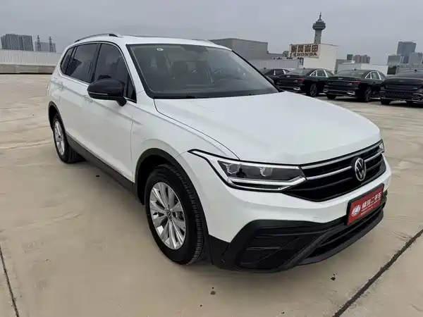 Volkswagen Tiguan L 2024