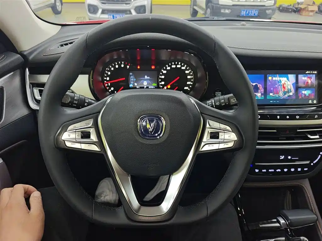 Changan CS35PLUS 2019 — фото 11
