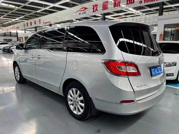 Buick GL8 2013