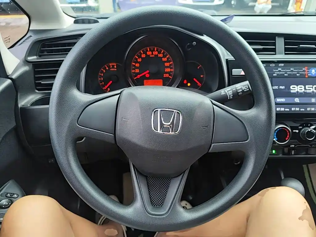 Honda Fit 2019 — фото 11