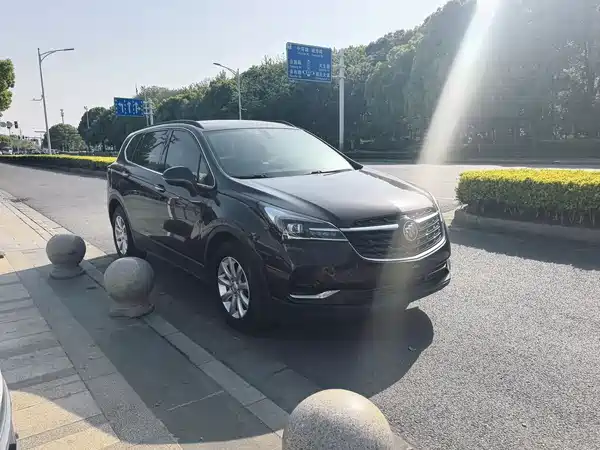 Buick Envision Plus 2021
