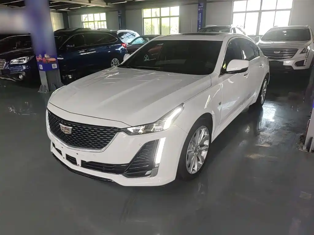 Cadillac CT5 2020 — фото 1