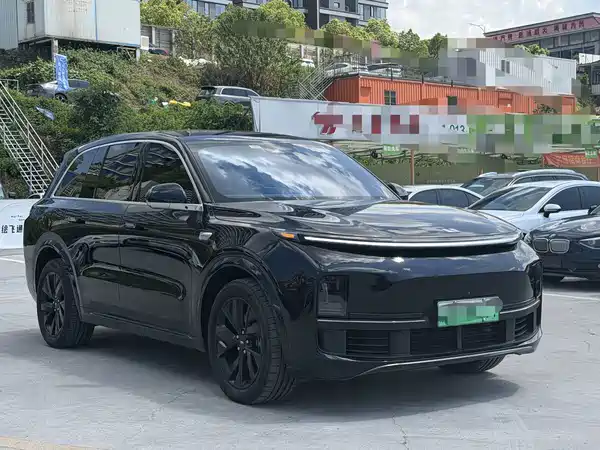 Li Auto L8 2024