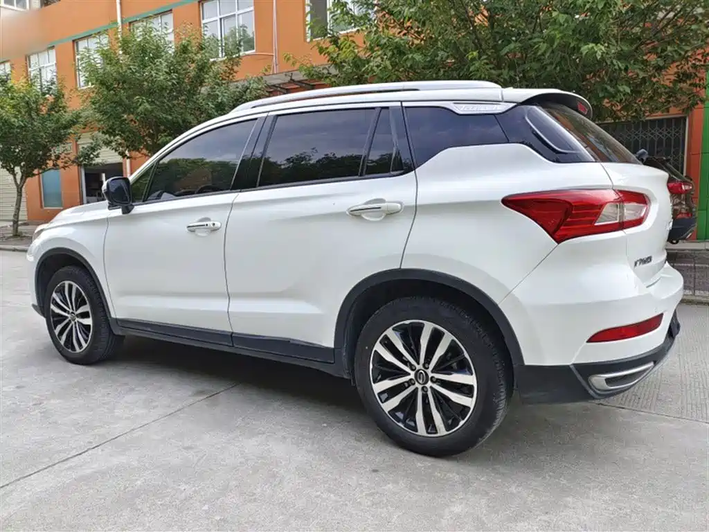 GAC Motor Trumpchi GS4 2018 — фото 20