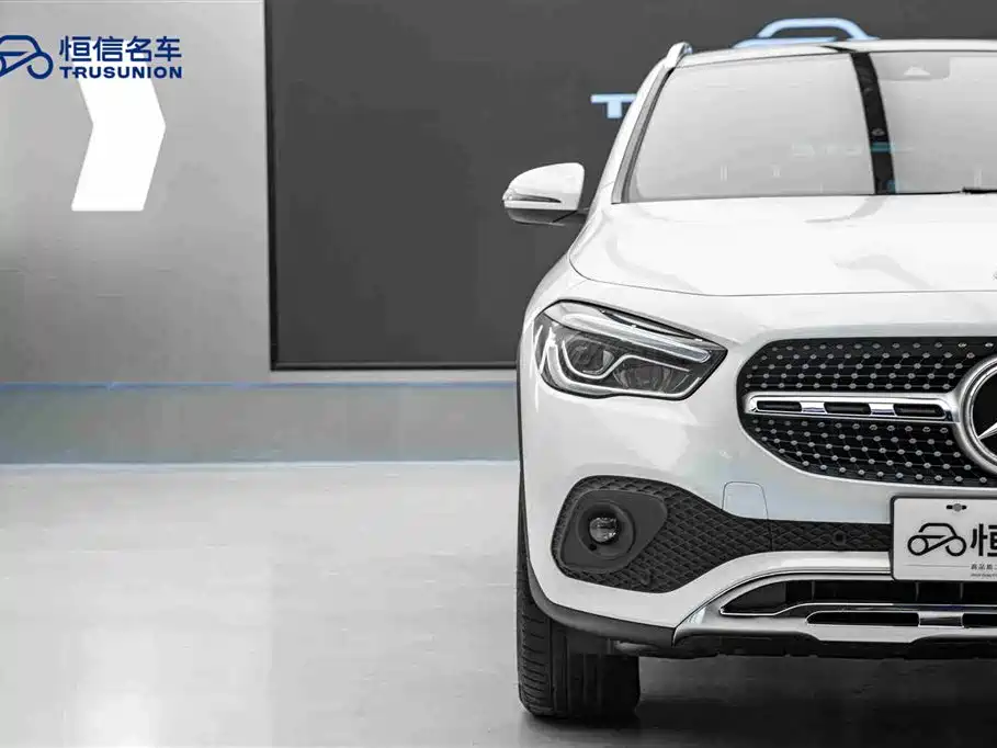 Mercedes-Benz GLA 2023 — фото 8