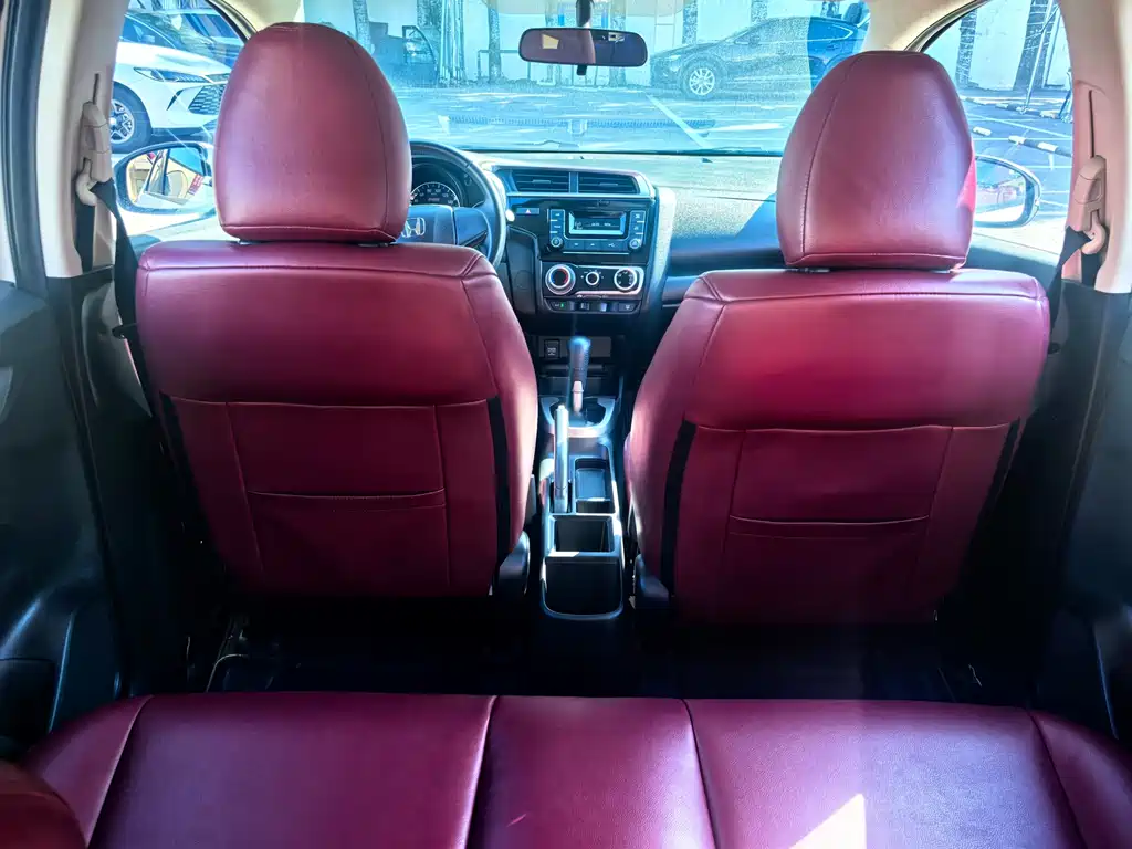 Honda Fit 2018 — фото 20
