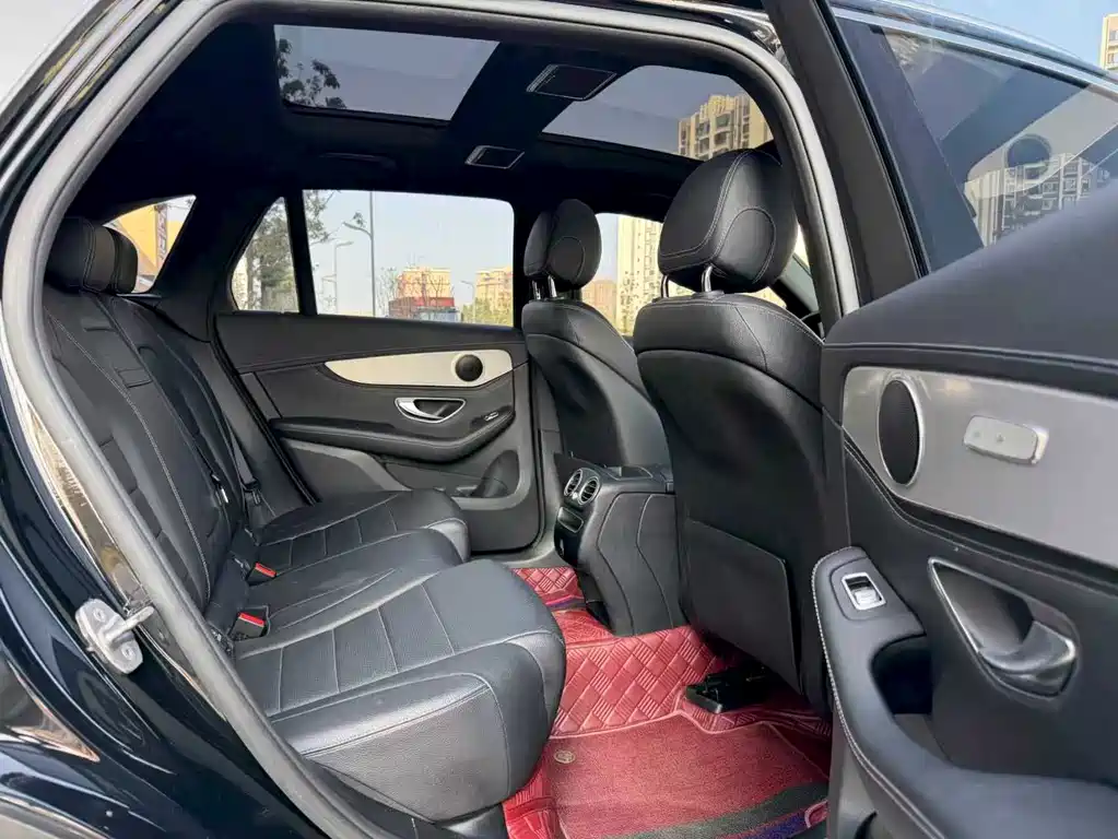 Mercedes-Benz GLC 2019 — фото 16