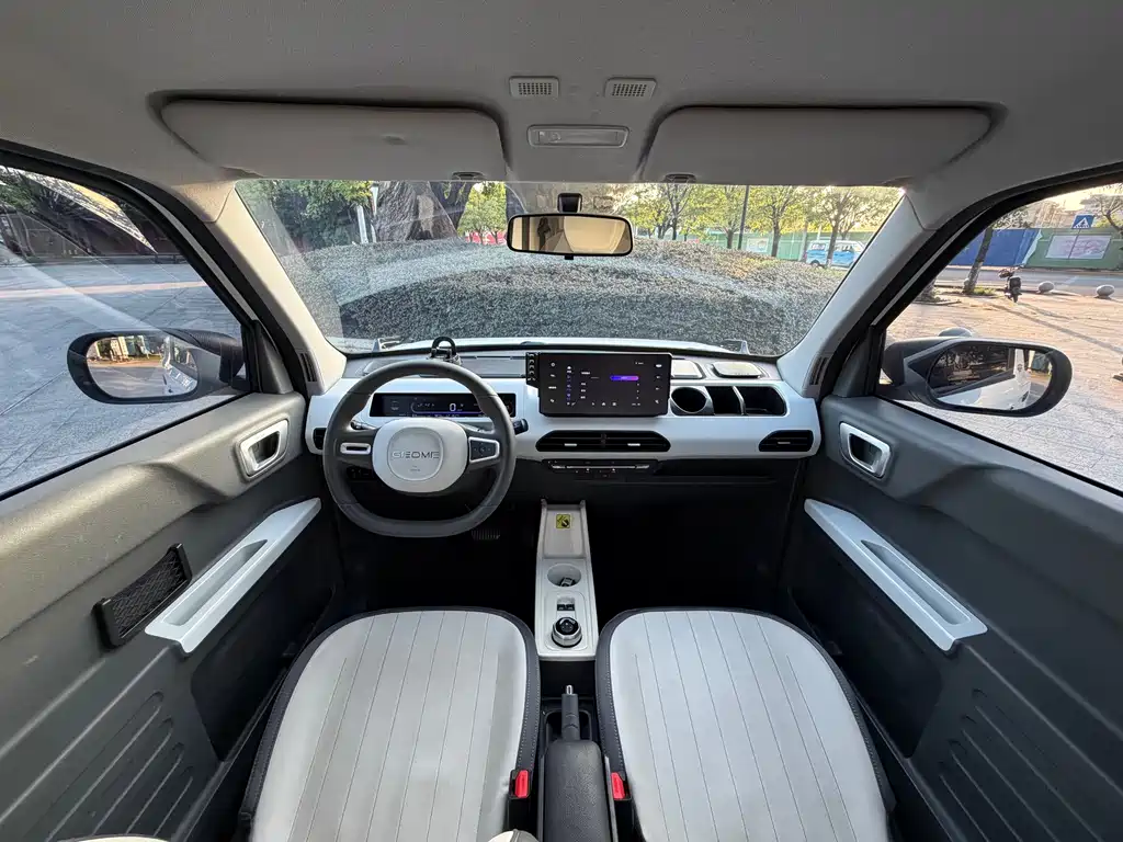Geely Galaxy Panda 2024
