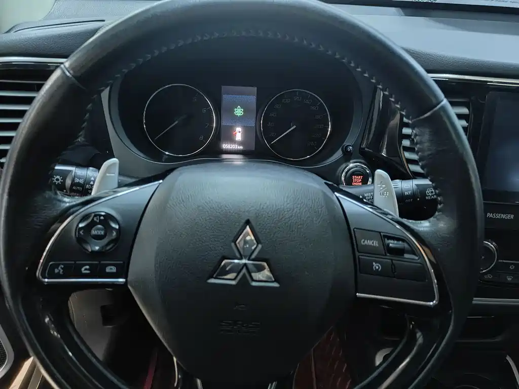 Mitsubishi Outlander 2019 — фото 14