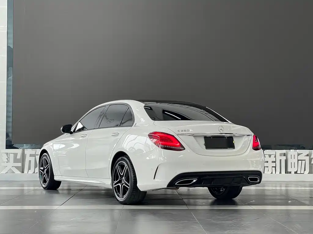 Mercedes-Benz C-Class 2022