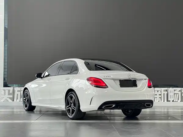 Mercedes-Benz C-Class 2022